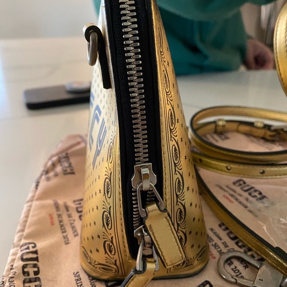Gucci crossbody limited edition🔆 - Picture 12 of 15